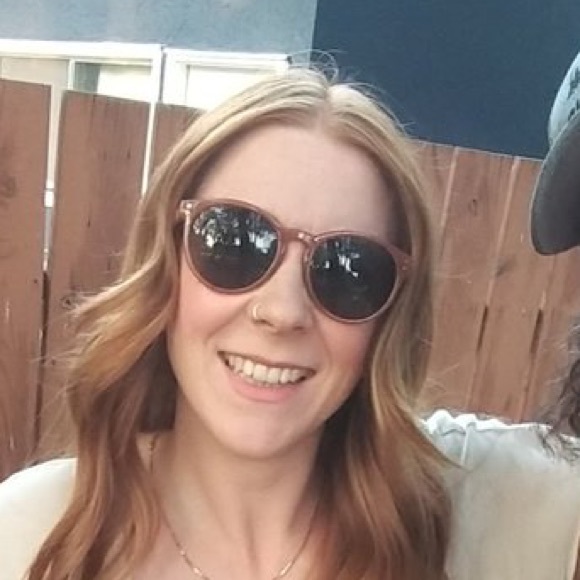 Meet your Posher, Adrian - Picture 1 of 1